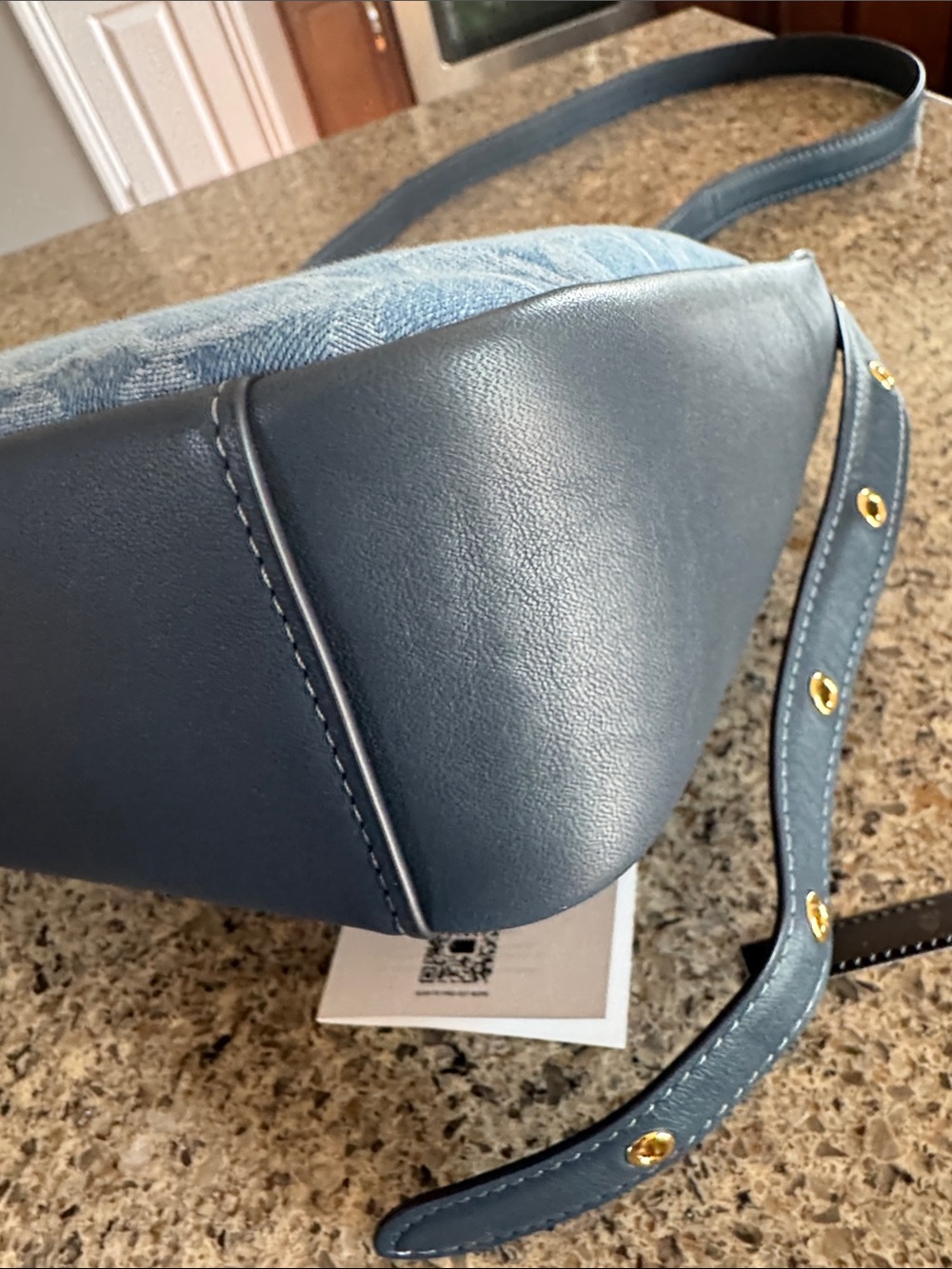 💙Cute Coach Denim Signature Canvas Shoulder Bag in Light Blue with Navy Trim NWT - Picture 9 of 17